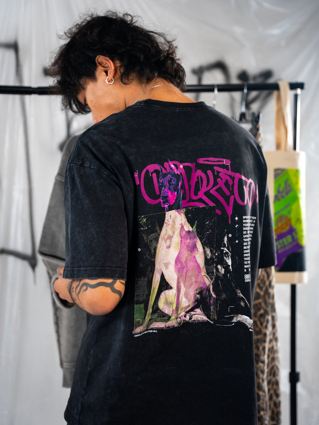 T-SHIRT DARK GREY - Silent Dog